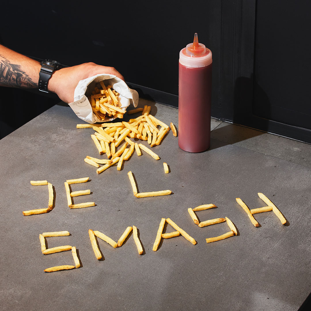 smash-burger-beograd-na-vodi